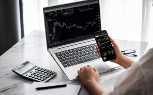 Investasi Digital Semakin Populer, Apa yang Membuat Masyarakat Tertarik ... Investasi Yang Menguntungkan Di Era Digital